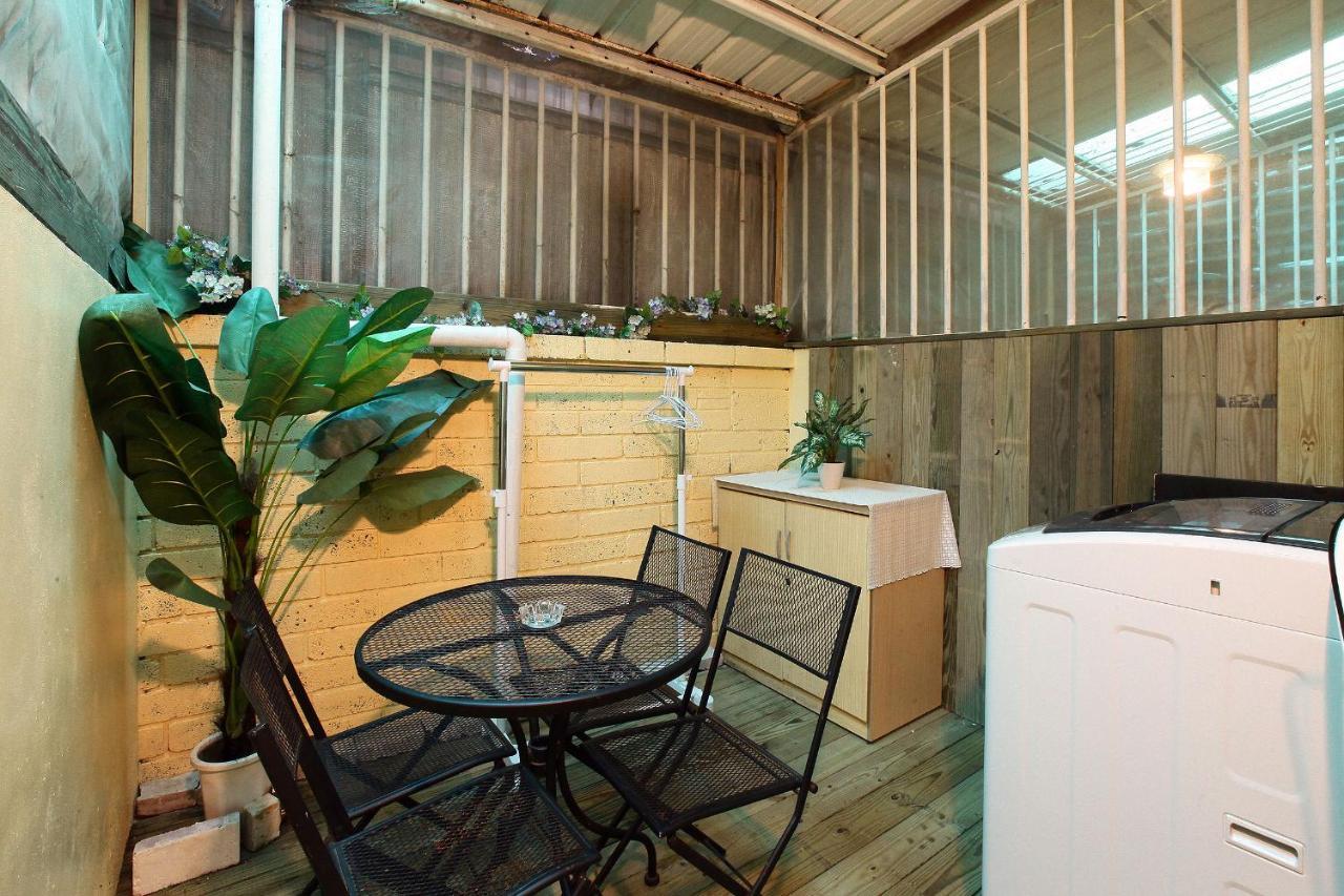 Rara Stay Taichung Exterior foto